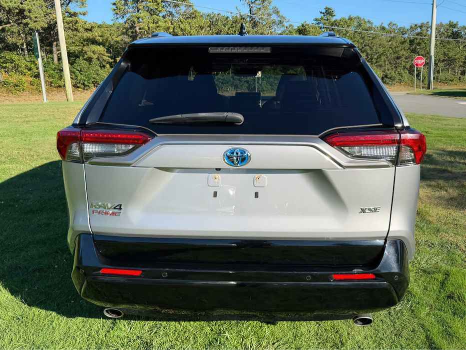 Toyota RAV4 Prime XSE      2022