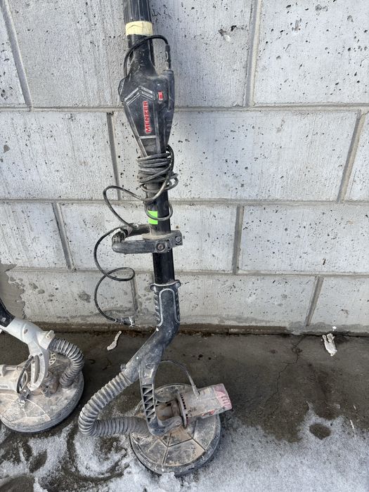 Profesjonalna szlifierka do gładzi (żyrafa) Menzer LHS 225 Vario