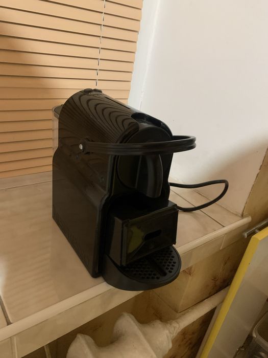 Кафе машина  капсульна  DeLonghi Nespresso Inissia