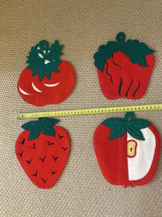Peças com bordado de Nisa e em crochet com estrela