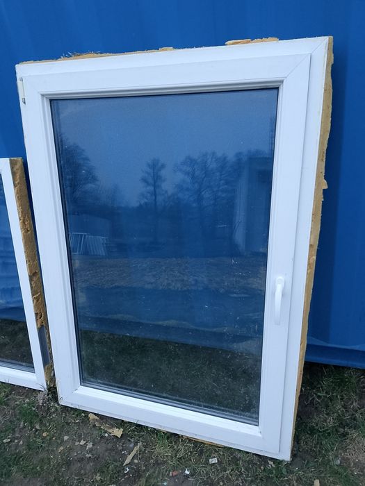 Okno 102x142 plastikowe rozwierno uchylne białe