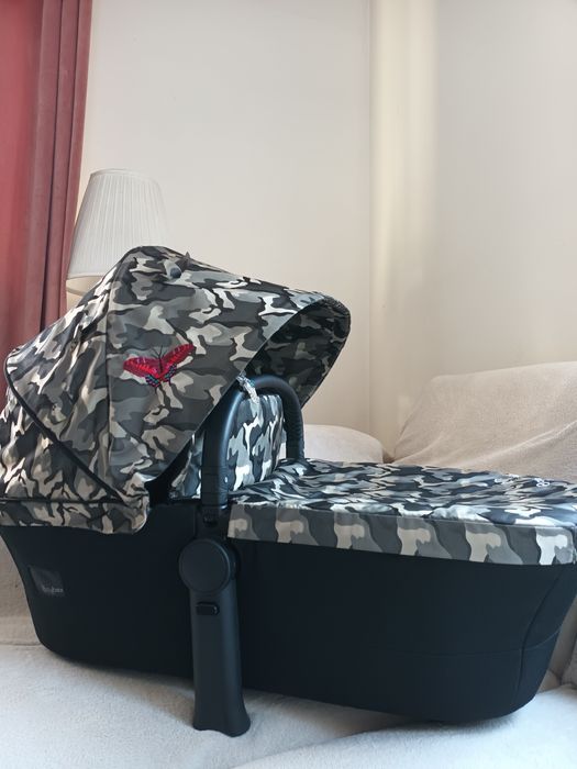 Cybex Priam - gondola Butterfly