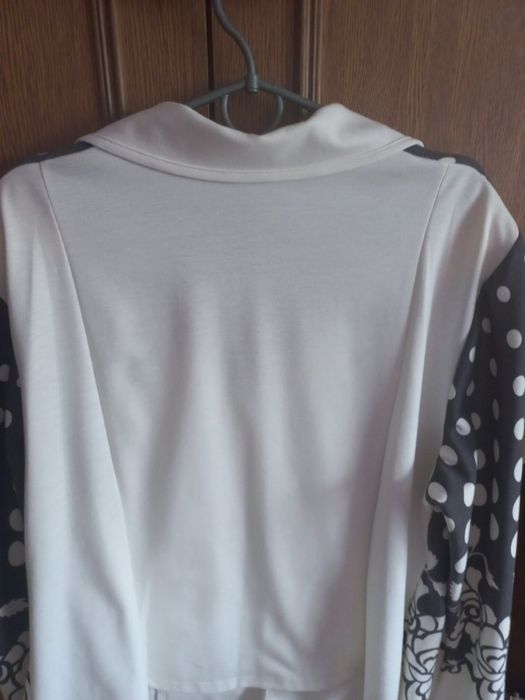 Піджаки  жіночі.