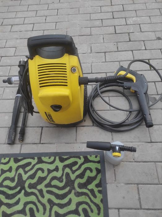 Мийка Kärcher 5.20