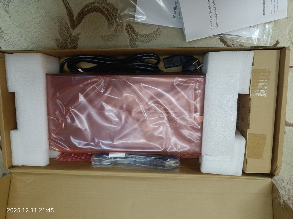HP v1910-16g switch je005a