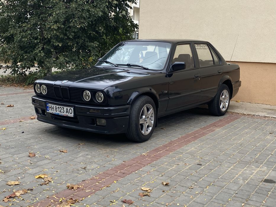 BMW е30 1983 г. 1.8 л (газ/бензин)
