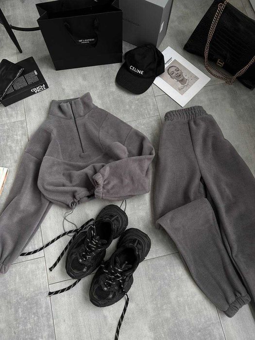 Жіночий теплий флісовий костюм кофта на затяжках штани джогери з флісу