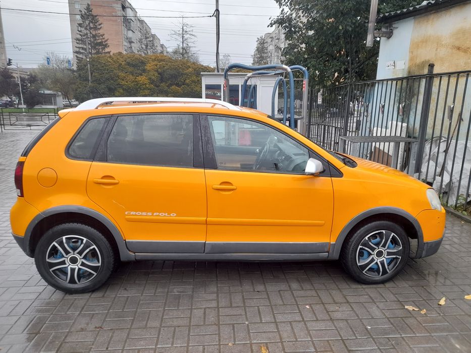 Volkswagen Cross Polo 2009