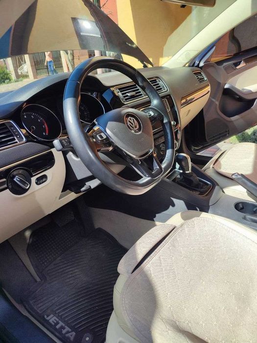 Volkswagen Jetta 2016