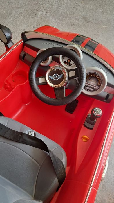 Carro de criança a bateria