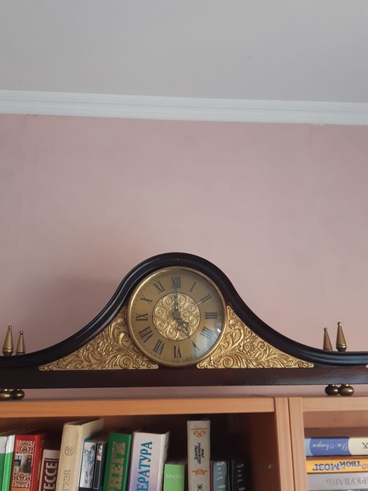 Часи настільні     .