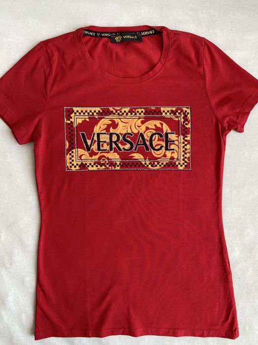Футболка versace оригінал M розмір червона