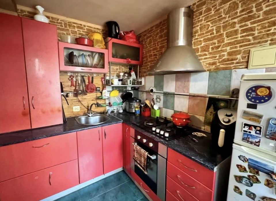 Продаж 2 кімнатної квартири, вул. Тинка