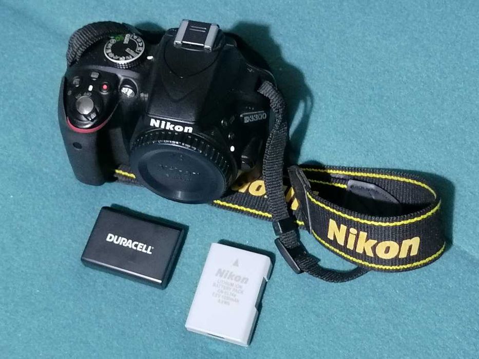 Câmara Nikon D3300