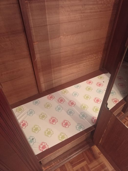 Guarda fatos - antigo