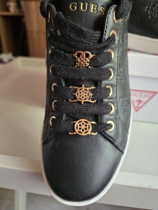 Buty Guess roz.37 wkładka 23cm