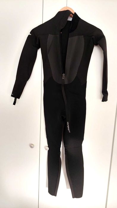 Fato surf Quicksilver 12B novo