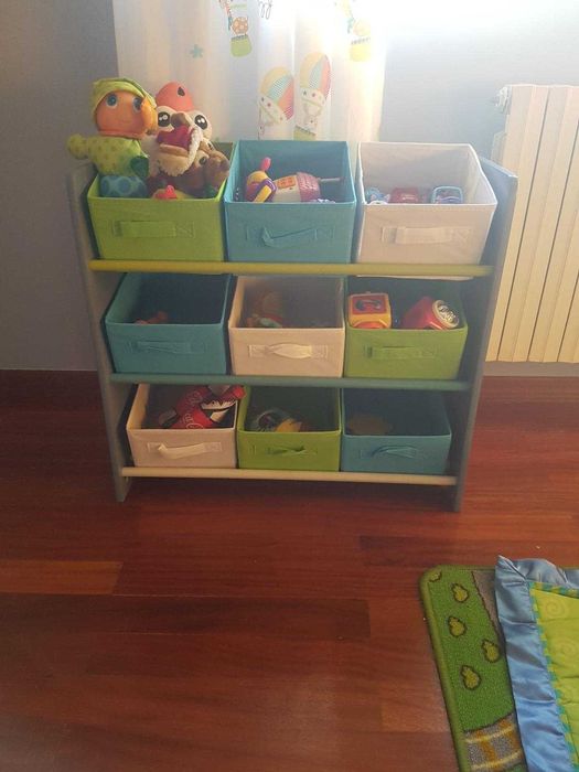 Prateleira infantil marca Kesper com 9 Cestos | NOVA