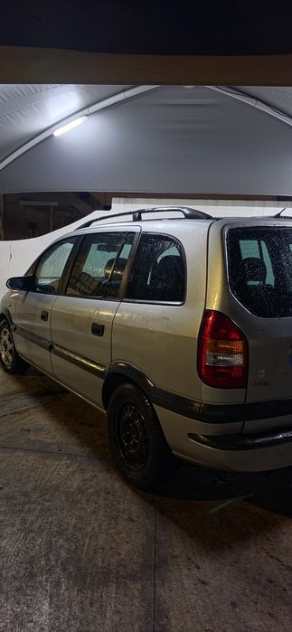 Opel Zafira 1.6 16v