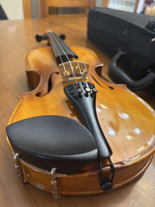 Violino pequeno