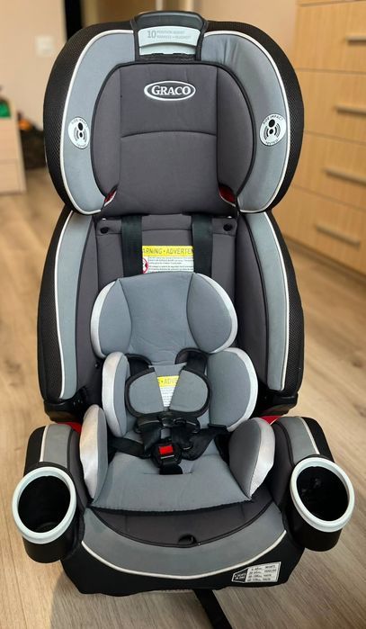 Продам автокрісло Graco 4ever від 1,8 - 54 кг