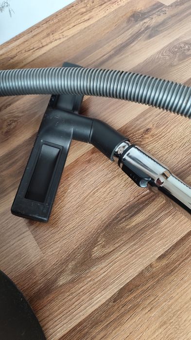Odkurzacz bezworkowy ELECTROLUX EC41-4T Filtr HEPA