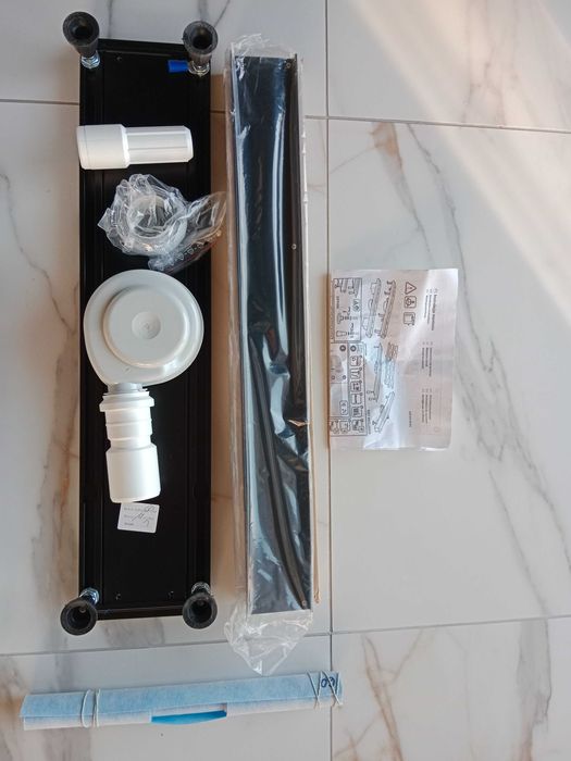 Odpływ liniowy Schedpol Base-Low Black 60 cm