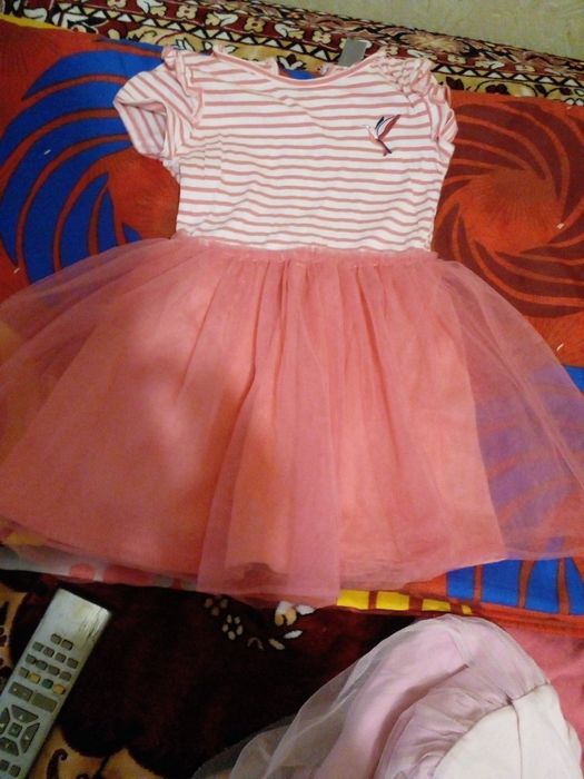 Сукня для дівчинки5-6років