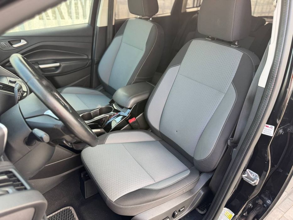 Ford C-Max 2017 VIN 1FADP5EU8HL109585 фото оголошення 11 з 23