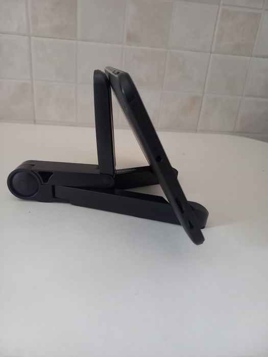 Mobile Phone or Tablet Stand64552299731329121