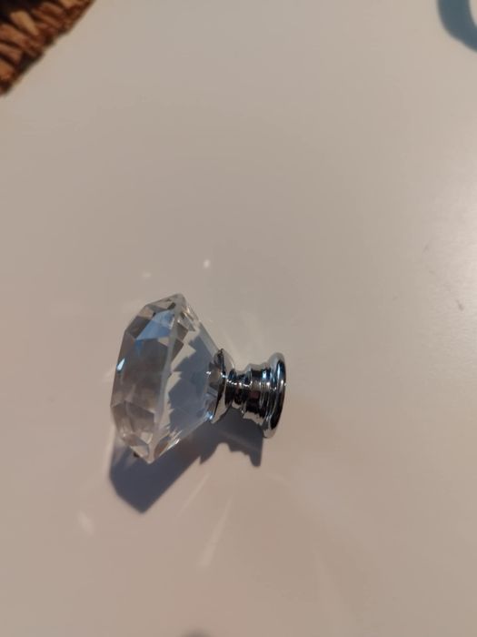 Gałka uchwyt do mebli diament