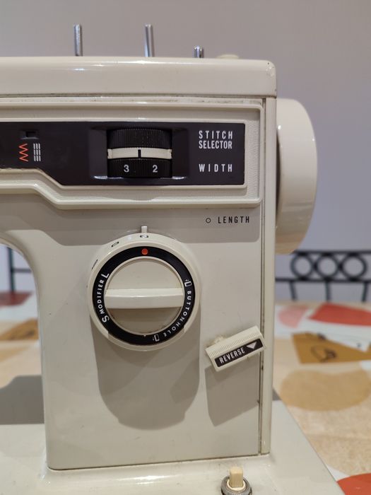 Maquina de costura Kenmore