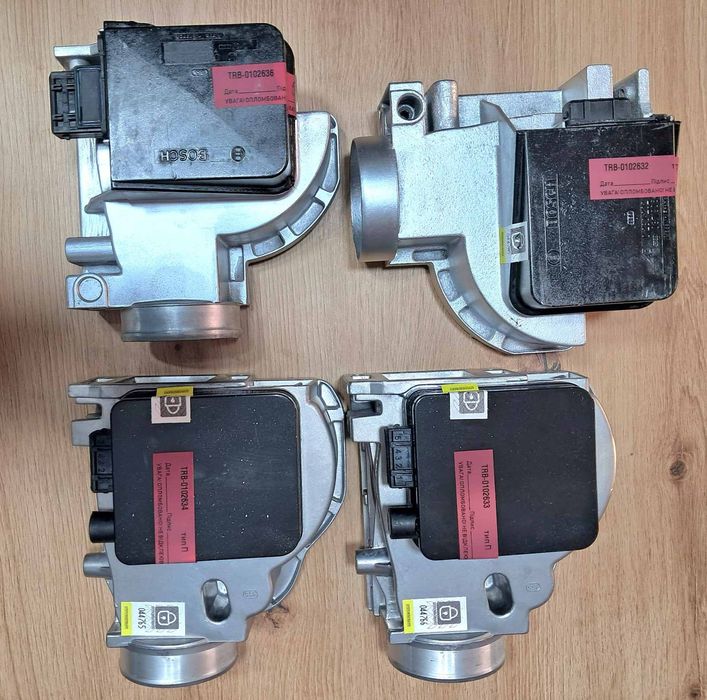 Расходомер GM BOSCH оригінал  Opel Omeg A, Vectra A, C20NE