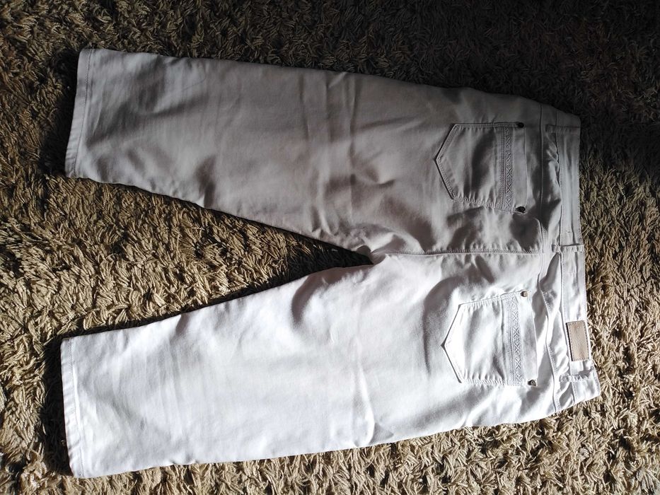 Białe spodnie "rybaczki" 4XL 48