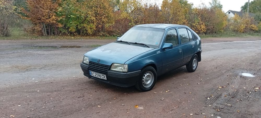 Продам Опель Кадет