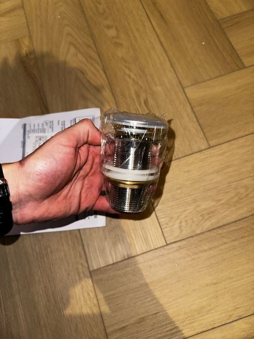 Zlew z baterią i korkiem klik-klak