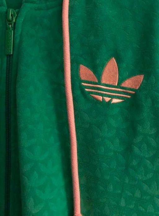 ADIDAS Welurowa z kapturem IB2047, 38 40 monogramowym wzor