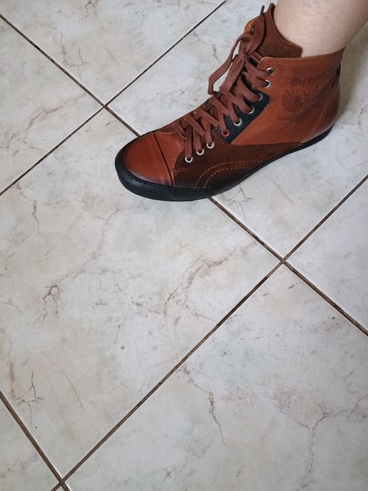 Buty nowe męskie 41 skóra