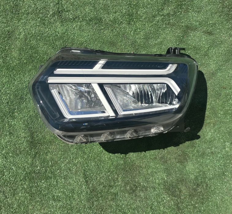 Farol Ótica Esquerda Dacia Duster 2 Facelift LED (2021-2024) - Original