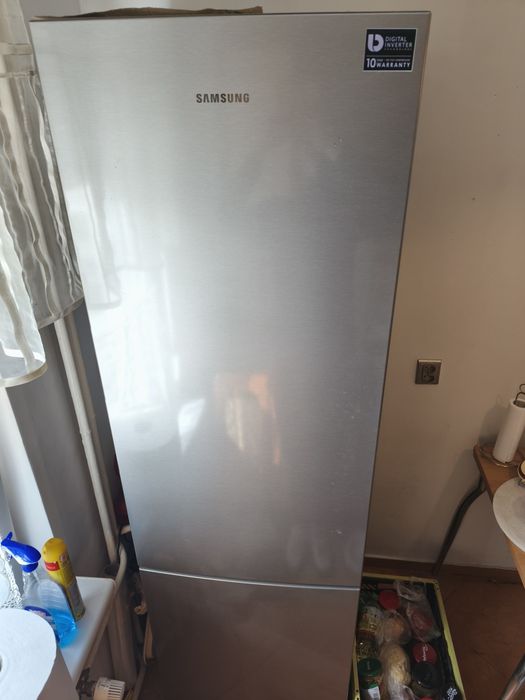 Lodówka Samsung.  .