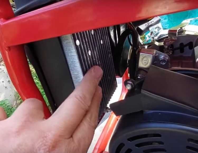 Генератор Инверторный экономный новый бензин Einhell 1КВТ гарантия