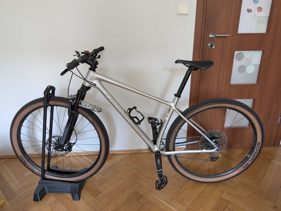 Specialized Chisel Hardtail Comp (mtb), rozmiar L + dodatki