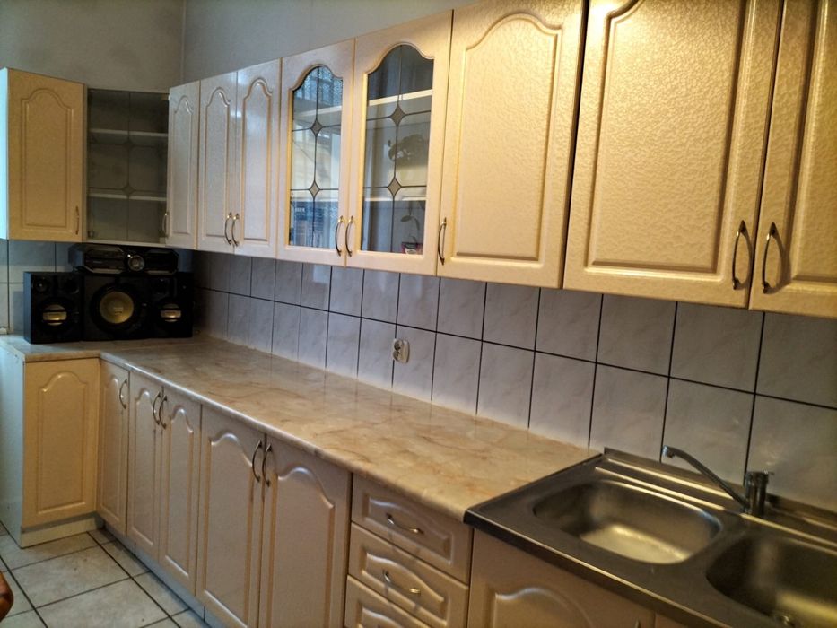 Rezerwacja Meble kuchenne razem ze zlewozmywakiem