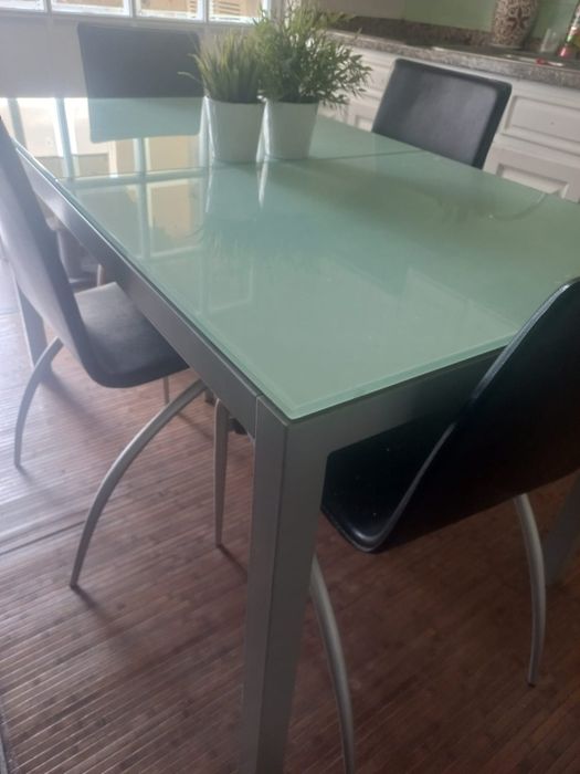 Mesa de cozinha extensível