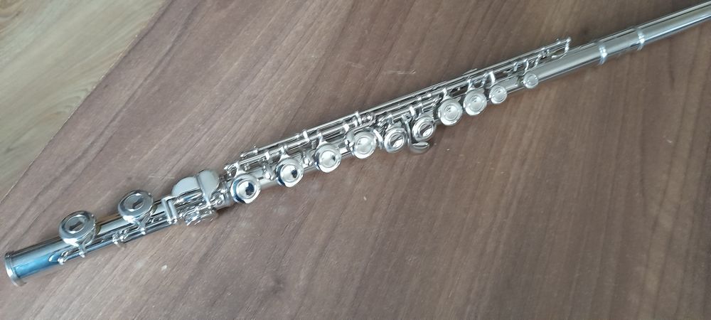 Flet poprzeczny Yamaha 211 futerał akcesoria