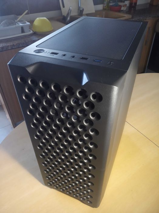 PC GAMING AMD Ryzen 3 4100