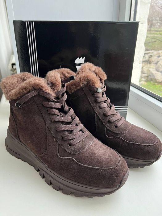 Зимові черевики, зимові чоботи, розмір - 40