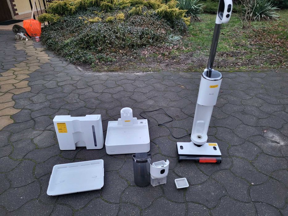 Bezprzewodowy odkurzacz Deerma DEM -VX910W pionowy z funkcją mopowania