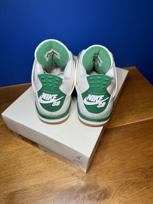 Air Jordan 4 Pine Green w rozmiarze 39