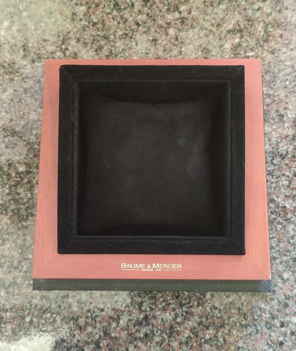Оригинальная коробка для часов Baume & Mercier